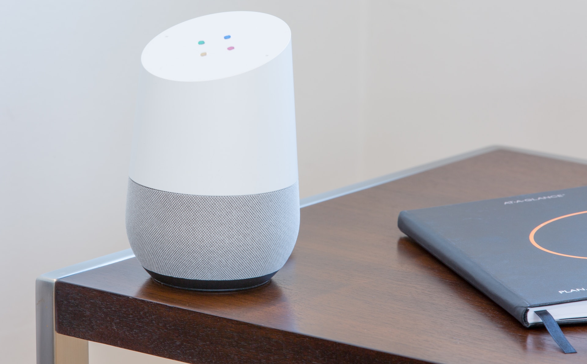 Read more about the article Nano World Tech’s Bluetooth Speakers: Elevate Your Audio Experience